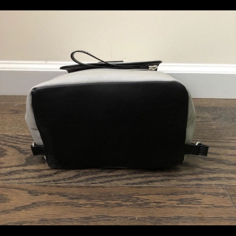 Reaction Kenneth Cole Mini Backpack - Picture 5 of 8